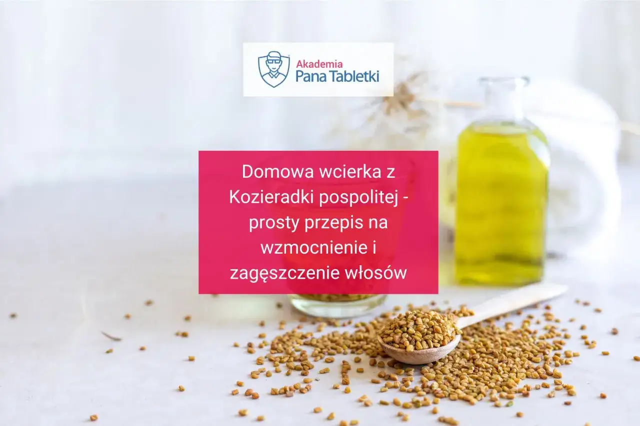 Domowa wcierka z kozieradki na włosy - prosty przepis na wzmocnienie i zagęszczenie. Na zdjęciu nasiona kozieradki, olejek i ręcznik.