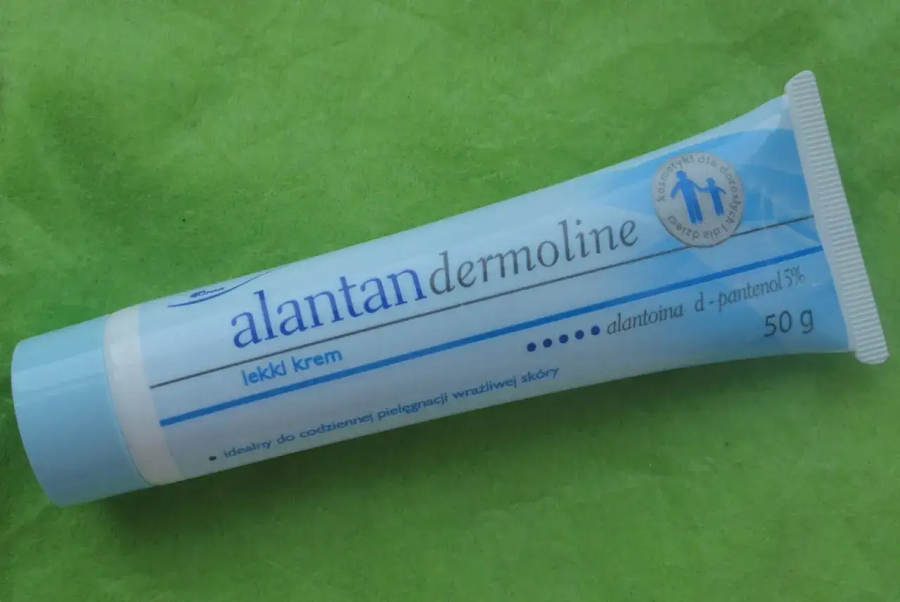 Lekki krem alantandermoline z alantoiną i d-pantenolem 5% do codziennej pielęgnacji wrażliwej skóry. 50 g.
