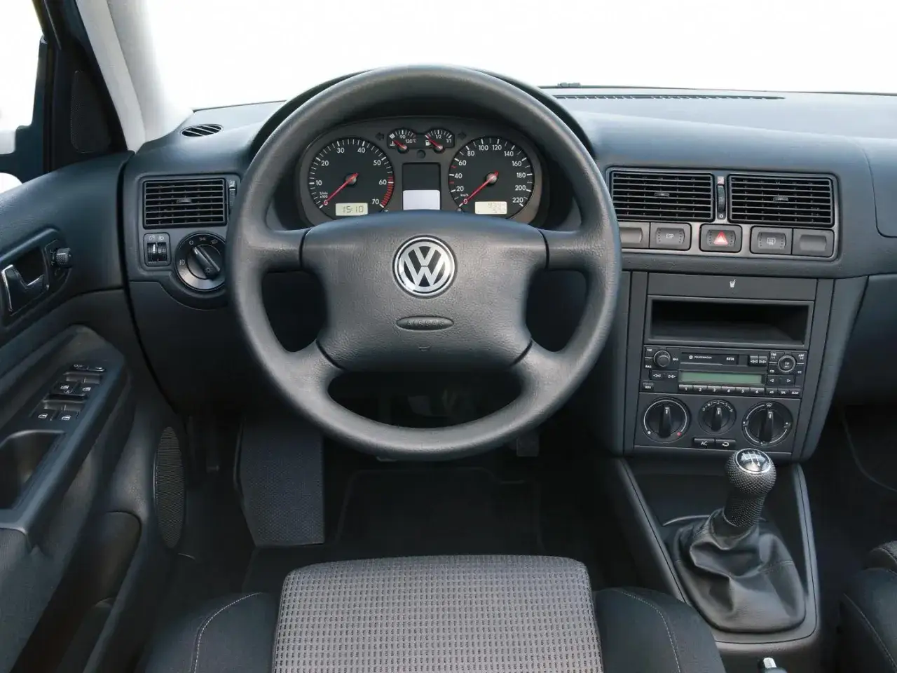 Volkswagen Golf IV silniki benzynowe por&oacute;wnanie tabela