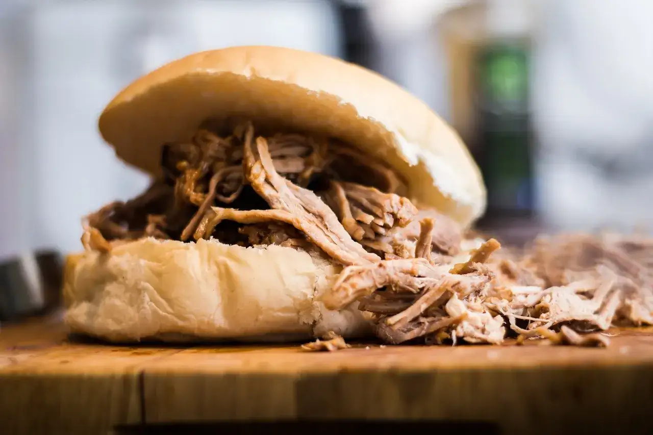 pulled pork w piekarniku lub wolnowarze