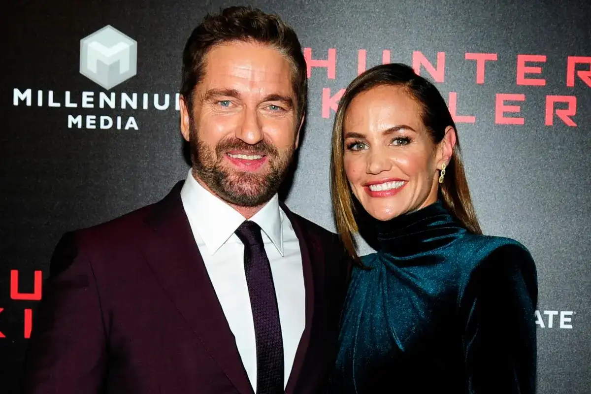 Gerard Butler z żoną, Morgan Brown, na premierze filmu