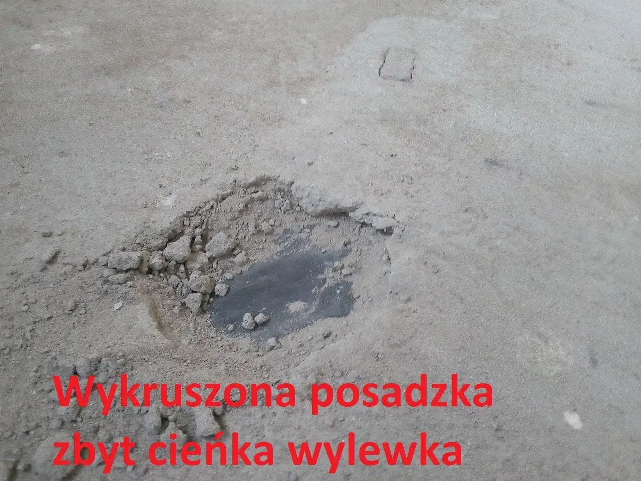 przykłady usterek w mieszkaniu od dewelopera