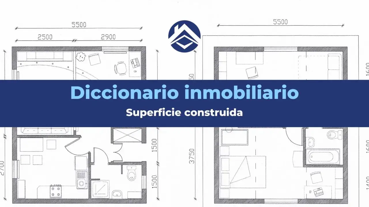 Planos de distribuci&oacute;n de una casa, mostrando la superficie construida de cada estancia.