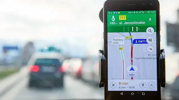 Mapy Google ostrzeżenia o kontrolach