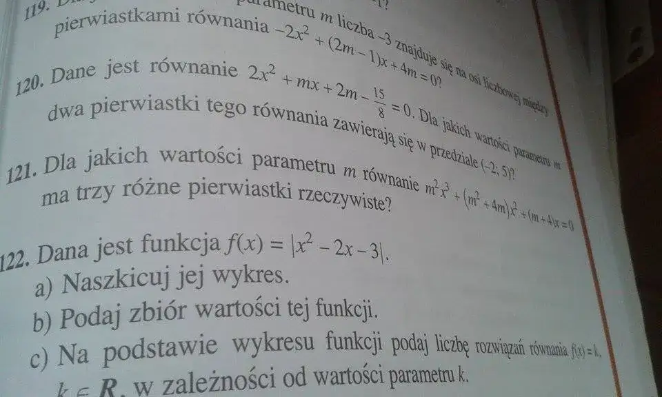 Zdjęcie Dla jakich wartości parametru m równanie ma realne rozwiązania?