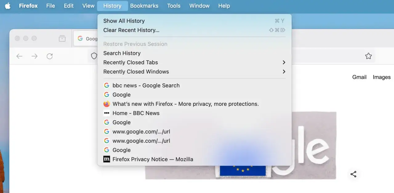 Menu historii przeglądarki Firefox pokazuje, jak przywr&oacute;cić zamknięte karty. Widoczne są opcje 