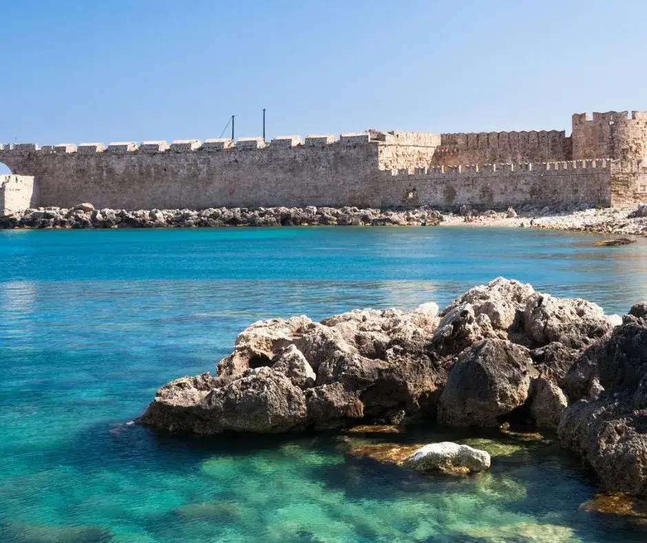 Zdjęcie Ile trwa rejs z Bodrum na Rodos? Czas, transport i atrakcje na miejscu