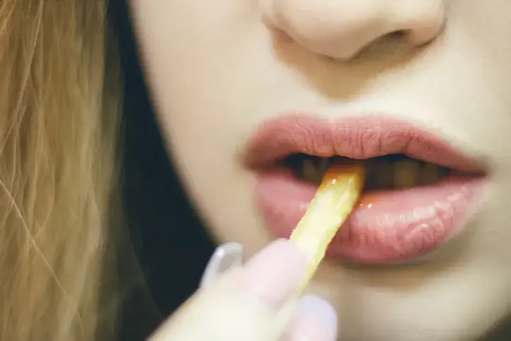 Zdjęcie Skuteczne sposoby na zbijanie wysokiego cholesterolu w diecie