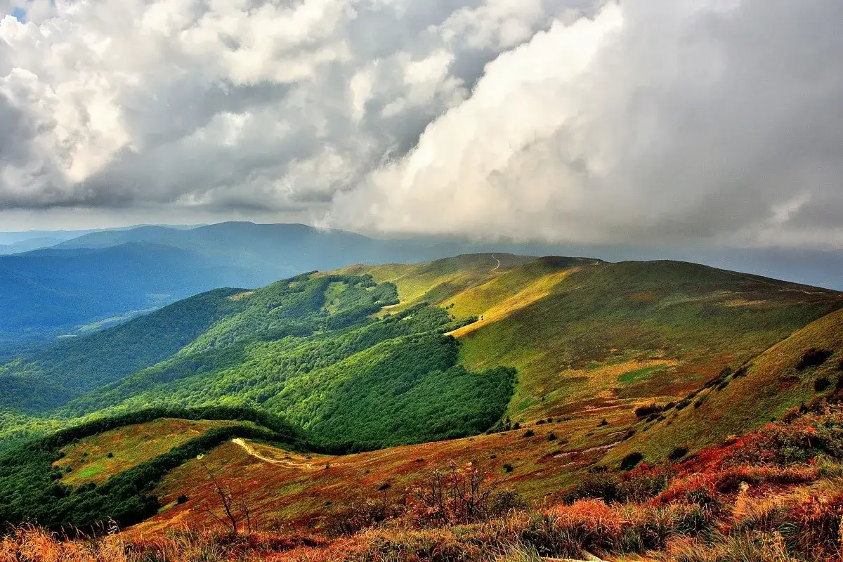 Majestatyczne polskie góry Tatry Bieszczady