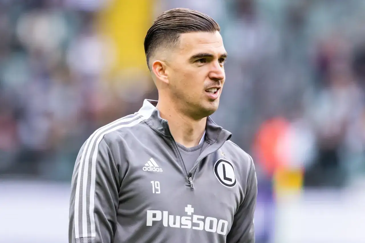 Wieczysta Kraków Carlitos