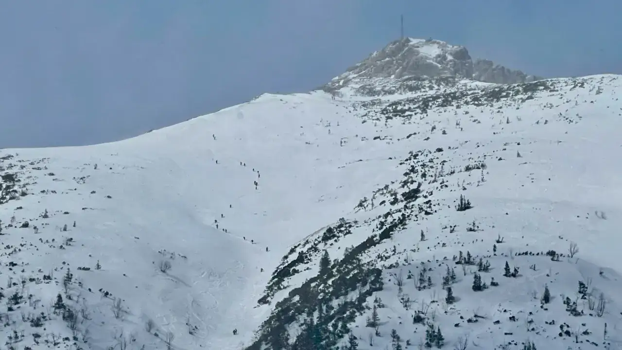 Zimowe warunki Giewont lawiny