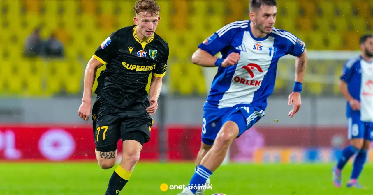 Piłkarze GKS Katowice i Wisły Płock w akcji. Mecz przebieg: GKS Katowice – Wisła Płock.