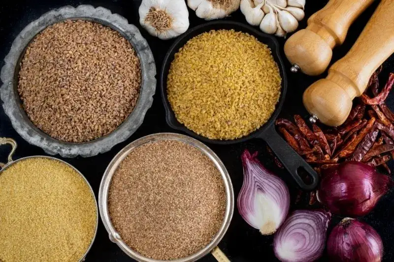 Rodzaje kaszy bulgur drobnoziarnista, średnioziarnista, gruboziarnista