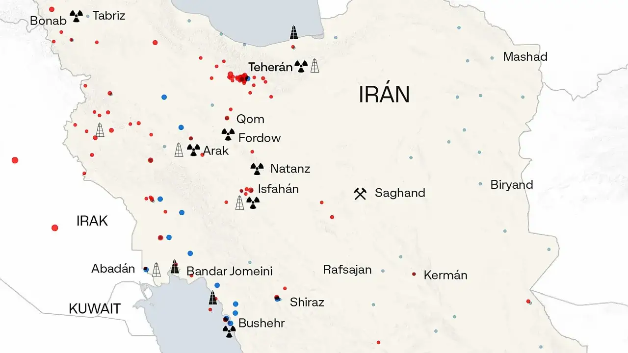 Mapa de Irán e Irak con puntos rojos y azules, símbolos de instalaciones nucleares y petroleras. Evoca la guerra Irán-Irak de 1980.