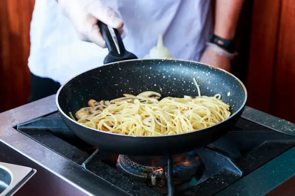 Pasta r&aacute;pida en una sart&eacute;n para cena entre semana
