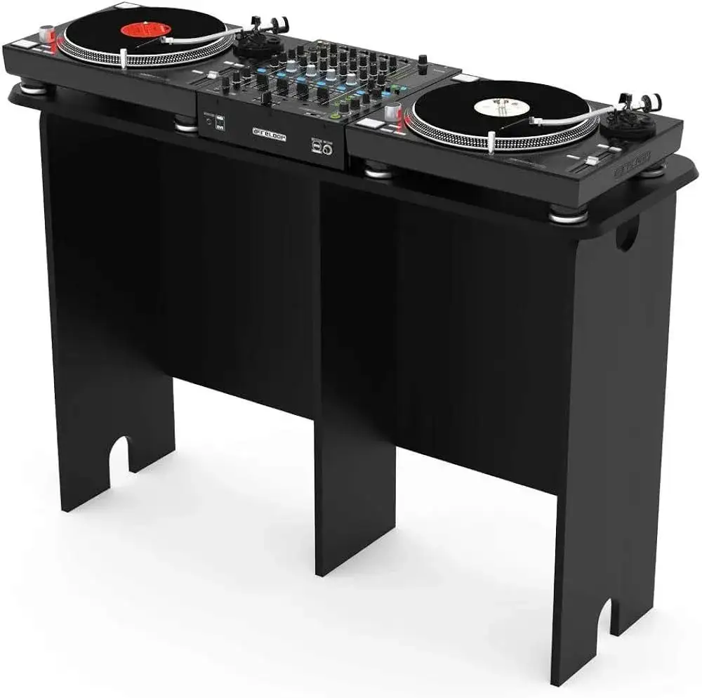 DJ mikser i dwa odtwarzacze CDJ lub gramofony