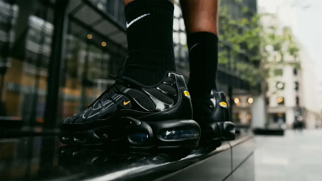 Nike TN Outfit Street Style