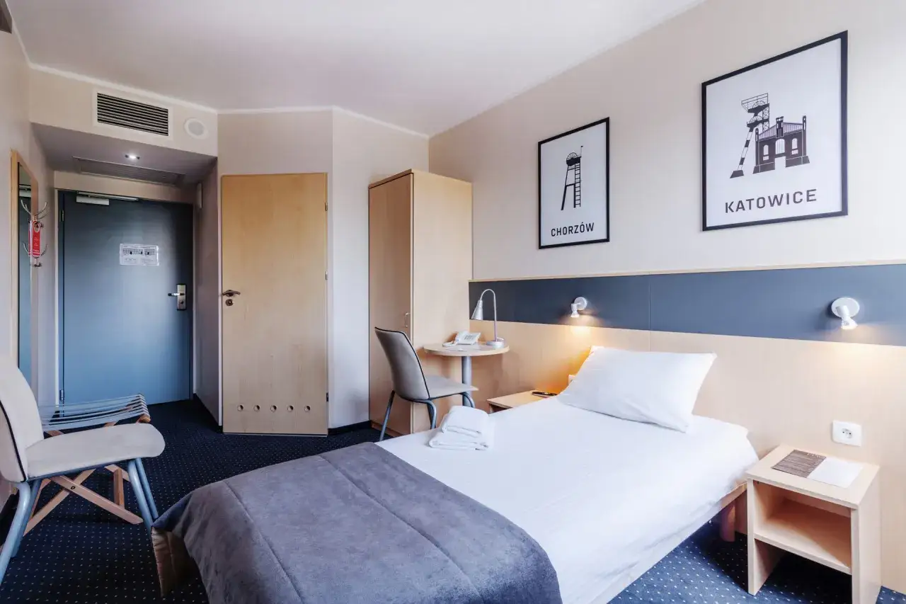 Wnętrze pokoju hotelowego Quality Silesian Hotel