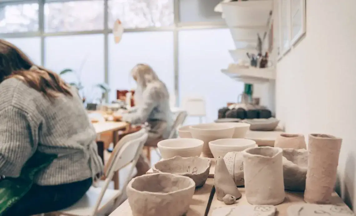 rodzaje zajęć ceramicznych krak&oacute;w