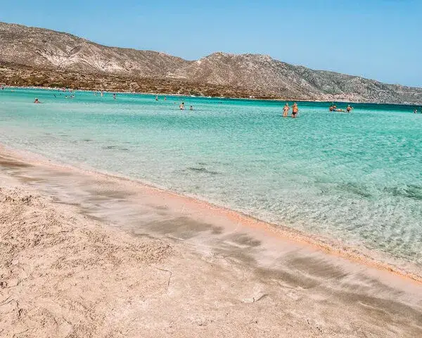 Laguna Balos i plaża Elafonisi z lotu ptaka