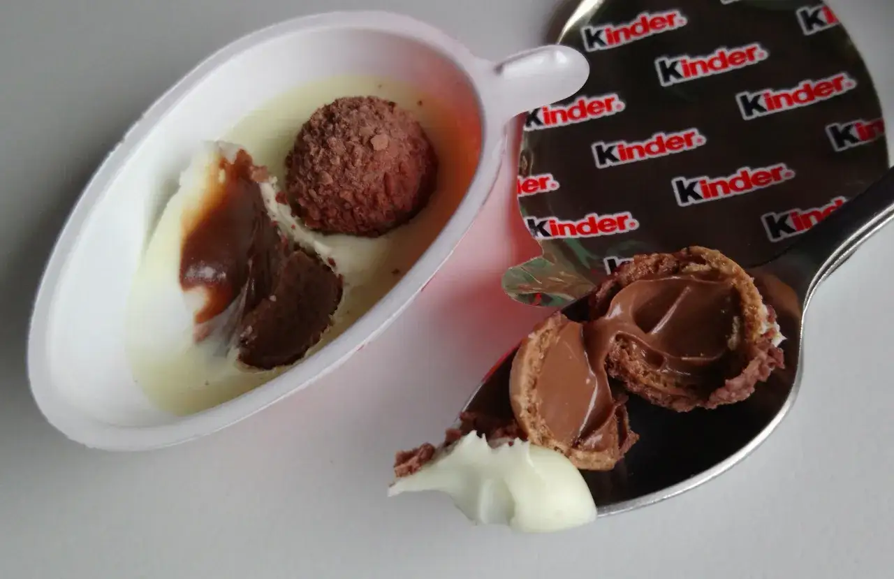 składniki i narzędzia do kinder joy