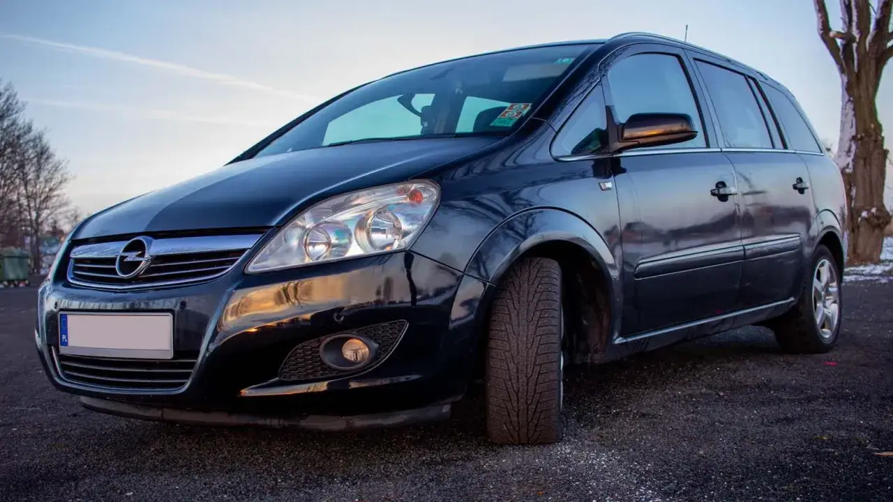 Opel Zafira B silniki spalanie porównanie