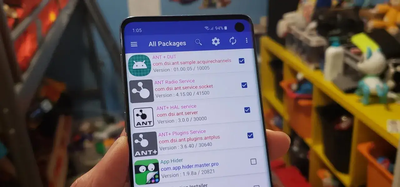 Telefon wyświetla listę pakiet&oacute;w, w tym 