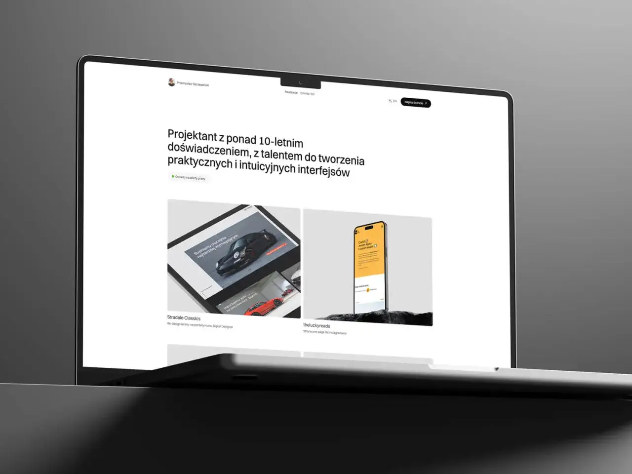 Doświadczony ui designer prezentuje portfolio z projektami stron internetowych i aplikacji mobilnych, podkreślając talent do tworzenia intuicyjnych interfejsów.