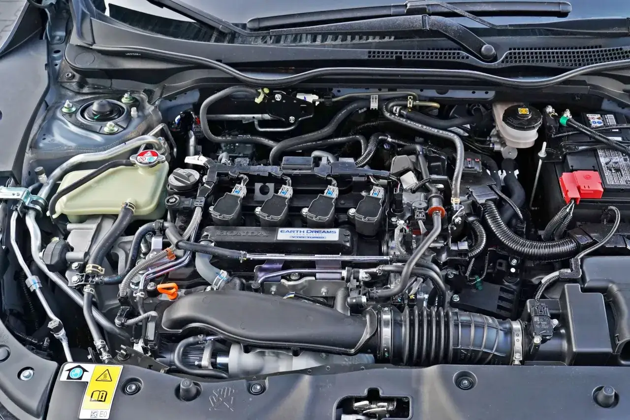 Honda Civic X silniki
