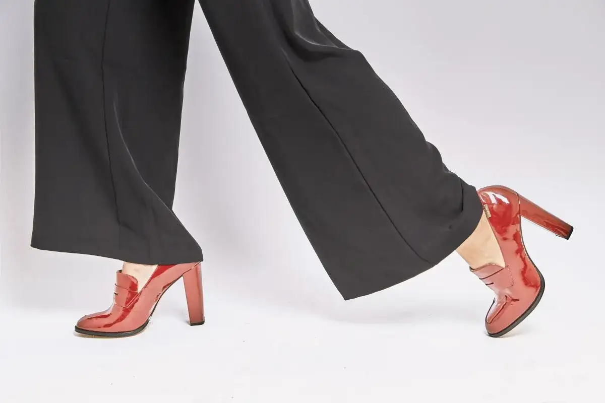 Buty do szerokich spodni r&oacute;żne fasony