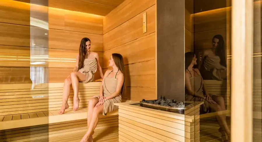 savoir vivre w saunie hotelowej, zasady saunowania