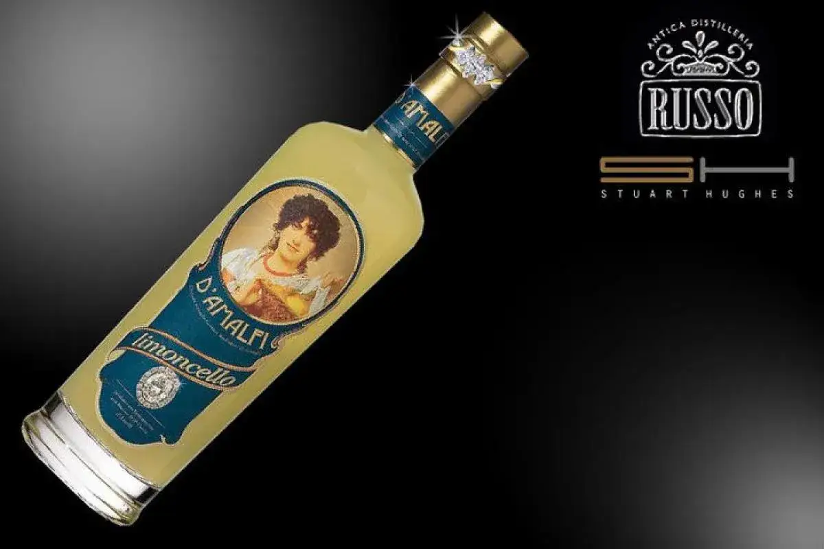 Limoncello D'Amalfi Russo, ozdobione diamentami, to prawdopodobnie najdroższy alkohol w Polsce.
