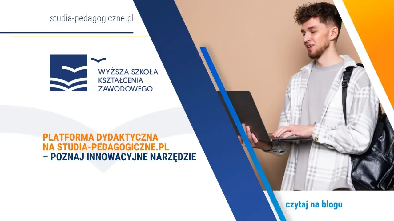 Młody mężczyzna z plecakiem pracuje na laptopie, korzystając z platformy do studiów magisterskich online.