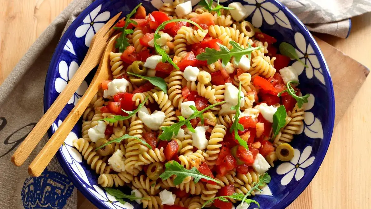 Zdjęcie Recette salade de pâtes froide : facile et délicieuse pour l'été