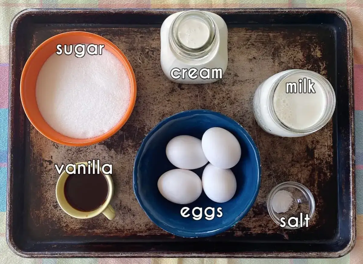 Zutaten f&uuml;r Eis: Zucker, Eier, Milch, Sahne, Vanille und Salz.