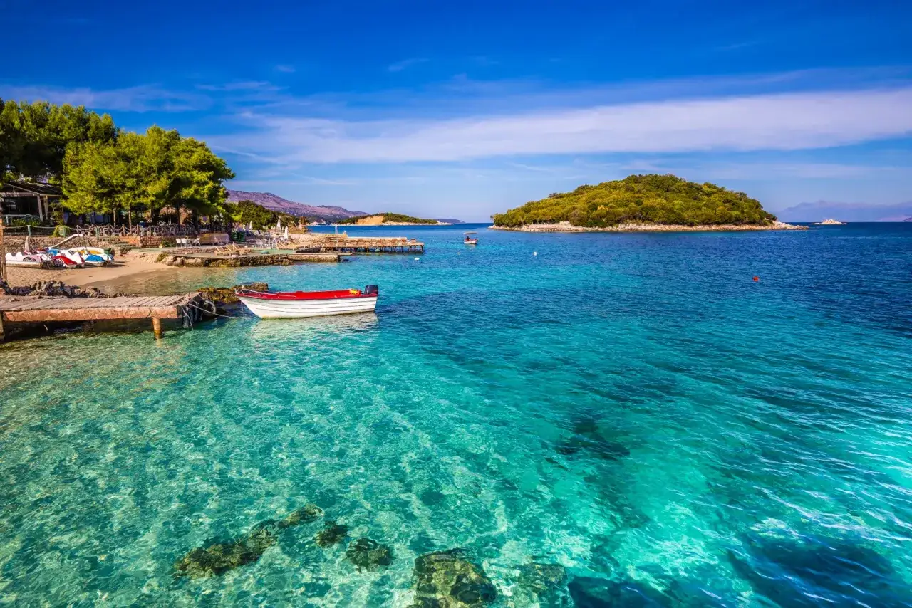 spiaggia albania ksamil