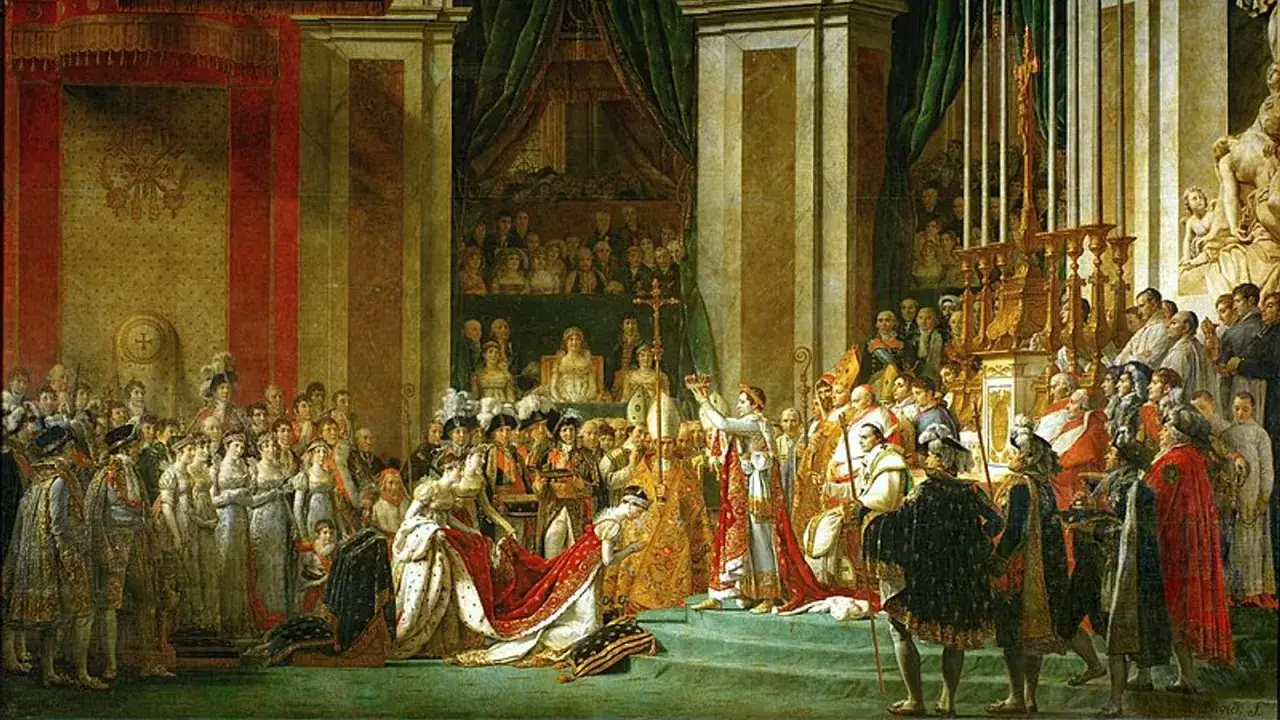 Le couronnement de Napoléon 1er par David. Une scène grandiose avec l'empereur et Joséphine, entourés de dignitaires dans la cathédrale Notre-Dame.