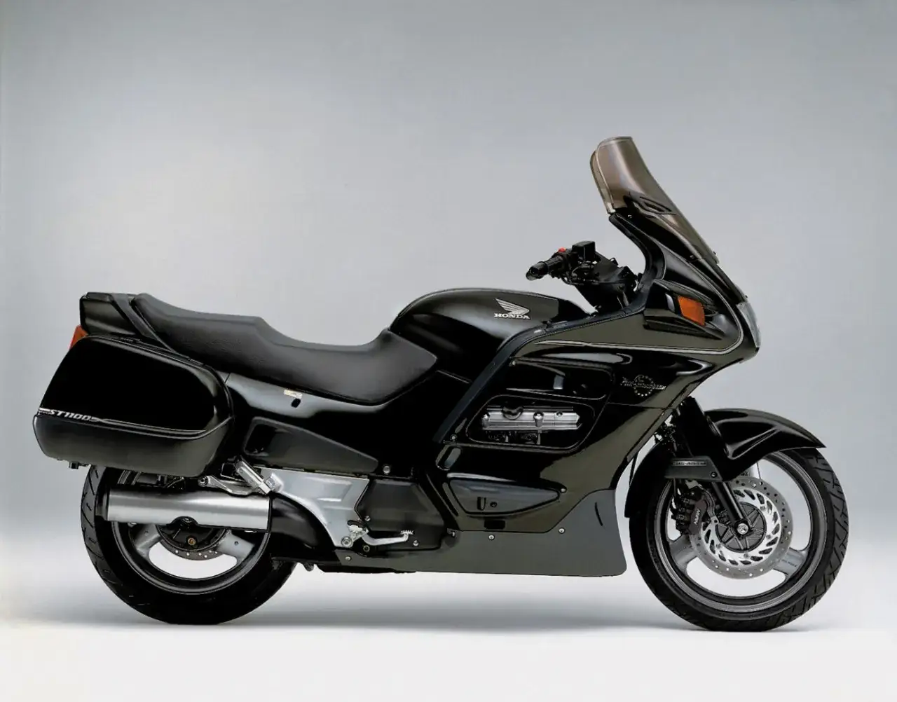 Korozja wahacza Honda ST 1100