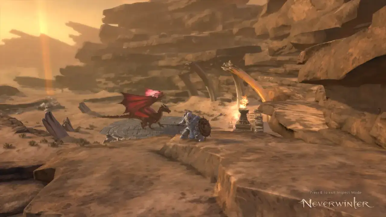 Rycerz w zbroi walczy z czerwonym smokiem na pustynnym terenie w grze Neverwinter Online.