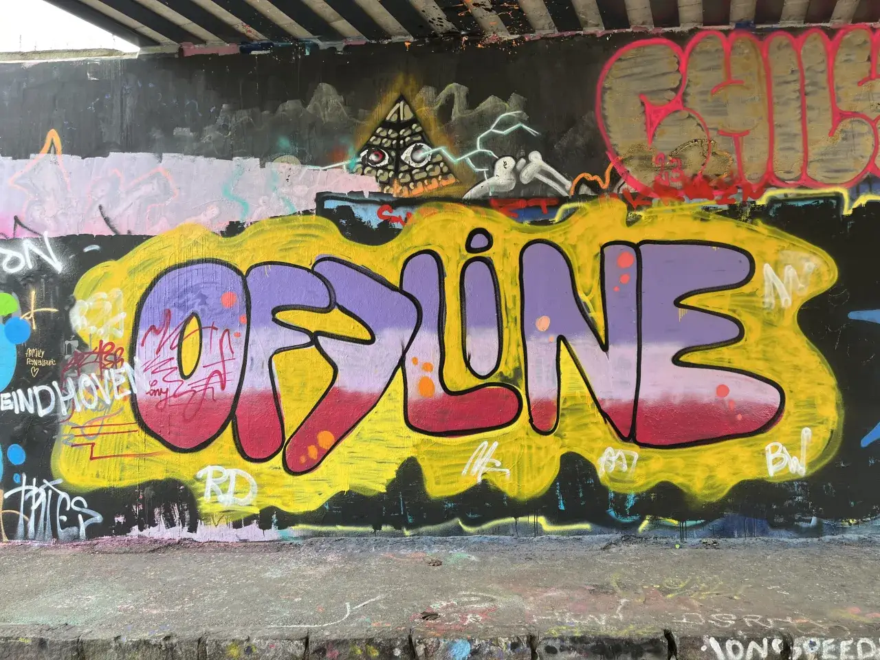 karte mit markierungen für legale graffiti wände oder street art spots