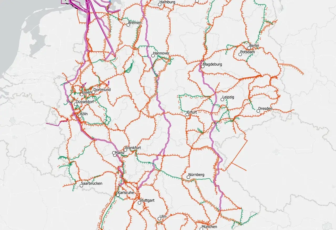 Stromnetz Deutschland: Linien zeigen die Liberalisierung des Strommarktes, mit Verbindungen zwischen Städten wie Berlin, Hamburg und München.