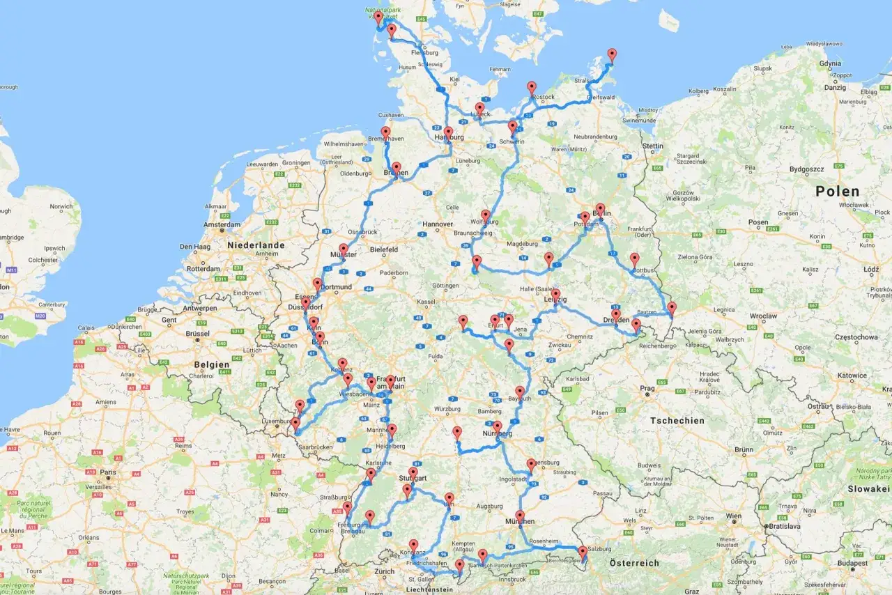 Eine Route durch Deutschlands schönste Orte, von Nordseeküste bis Alpenvorland.