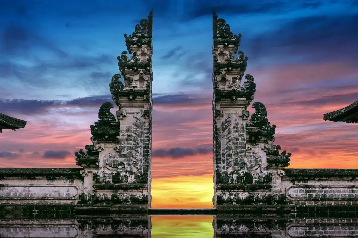 Pura Lempuyang Brama Niebios