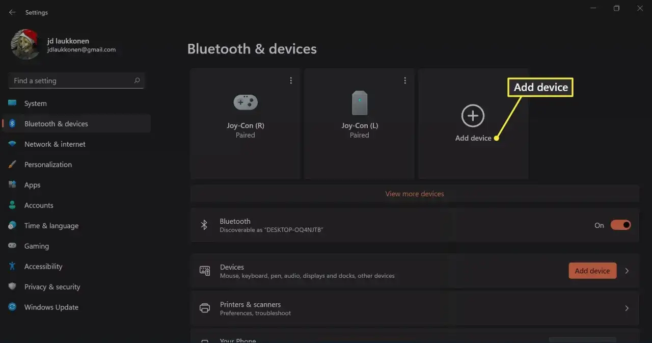 Ustawienia Bluetooth i urządzeń na laptopie Windows. Kliknij