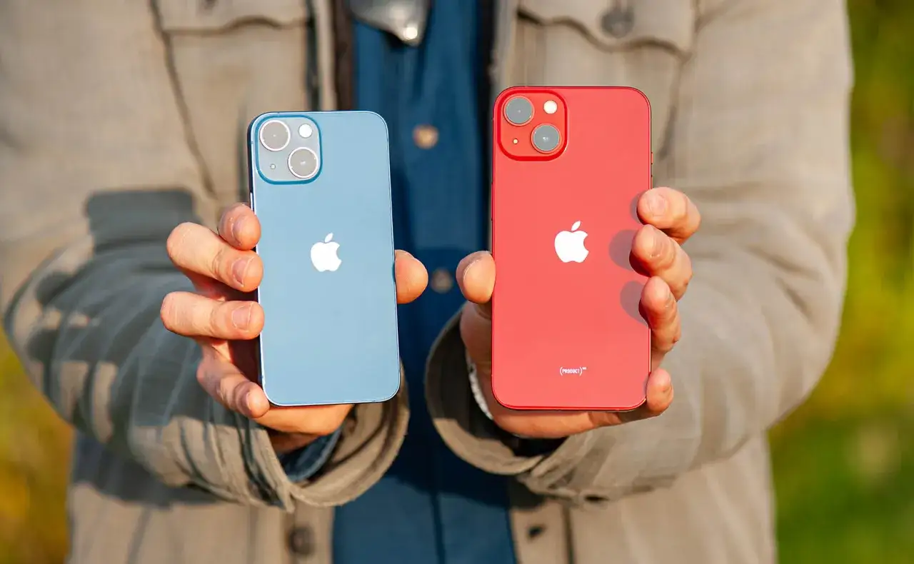 iPhone 13 mini rozmiar por&oacute;wnanie