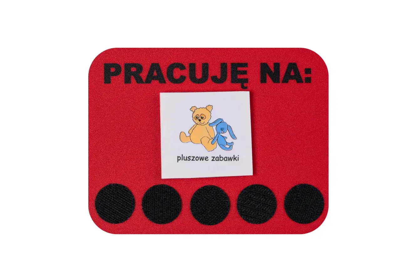 Czerwona tablica z napisem