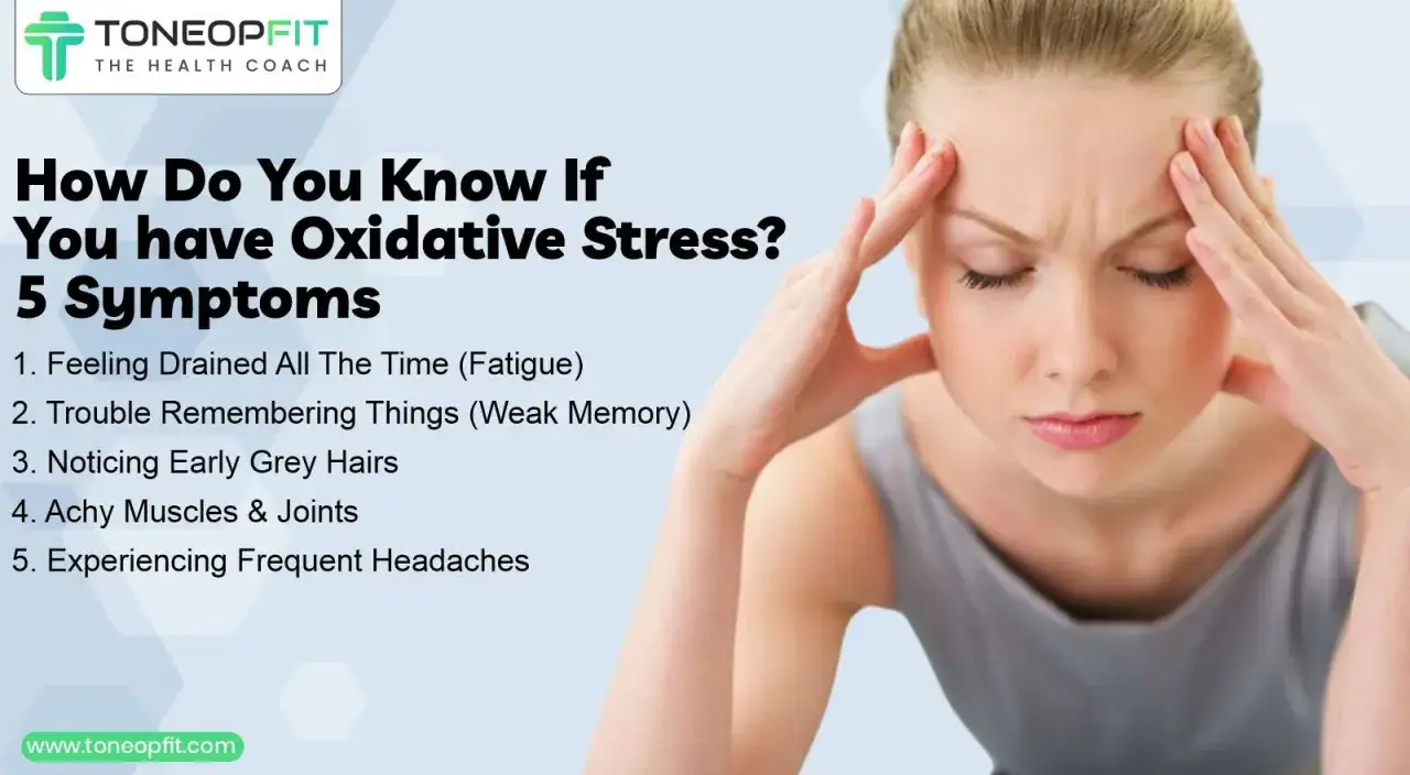 Frau mit H&auml;nden an den Schl&auml;fen, die &uuml;ber 5 Symptome von oxidativem Stress aufkl&auml;rt: M&uuml;digkeit, Ged&auml;chtnisprobleme, graue Haare, Gelenkschmerzen, Kopfschmerzen.