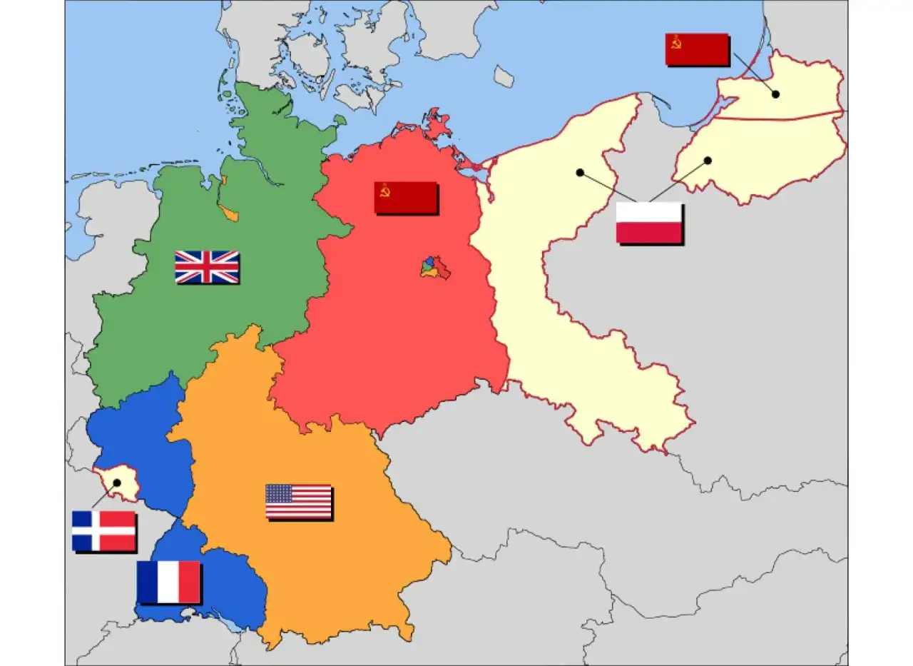 Karta över Tysklands ockupationszoner visar orsaker till kalla kriget. Sovjet, USA, Storbritannien och Frankrike delar upp landet.