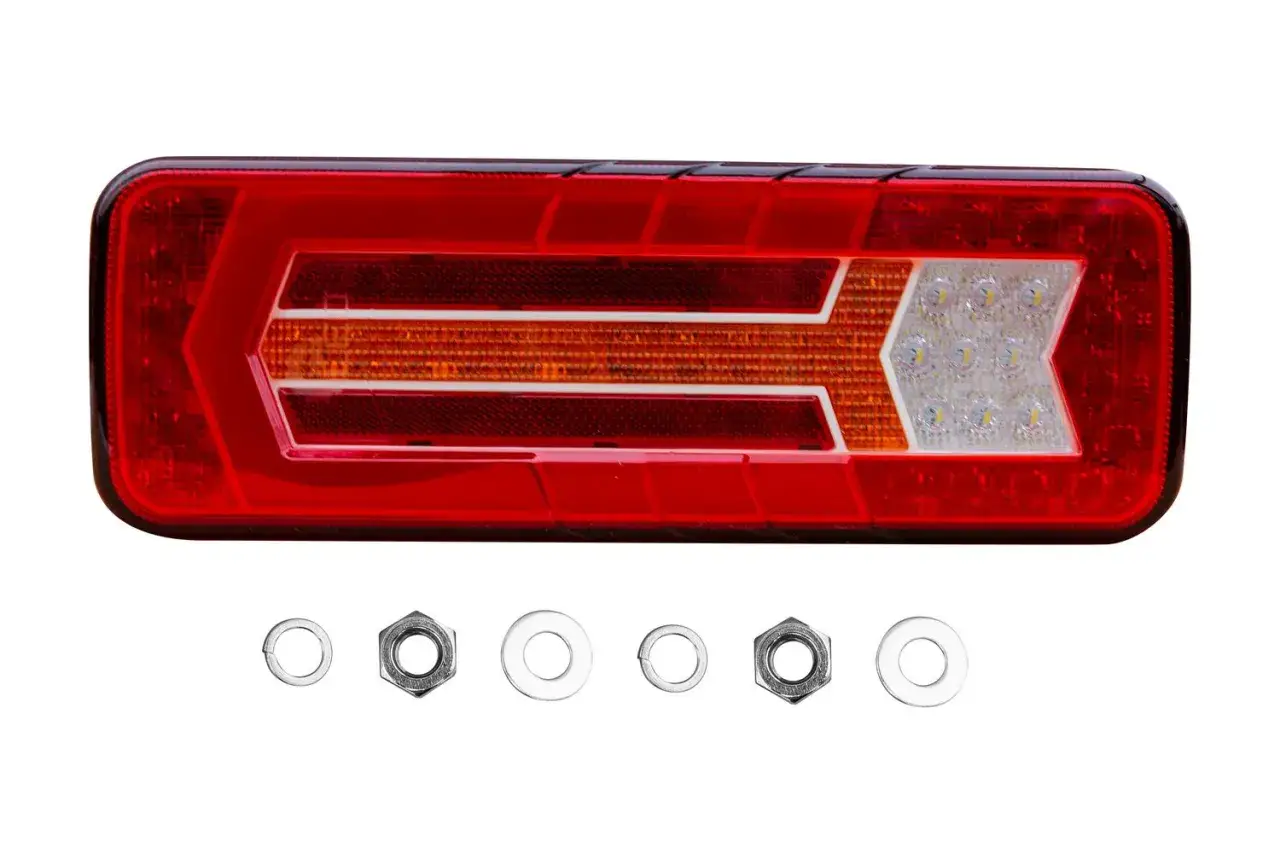 Feux de position arrière modernes à LED, avec un design en flèche et des fixations incluses.