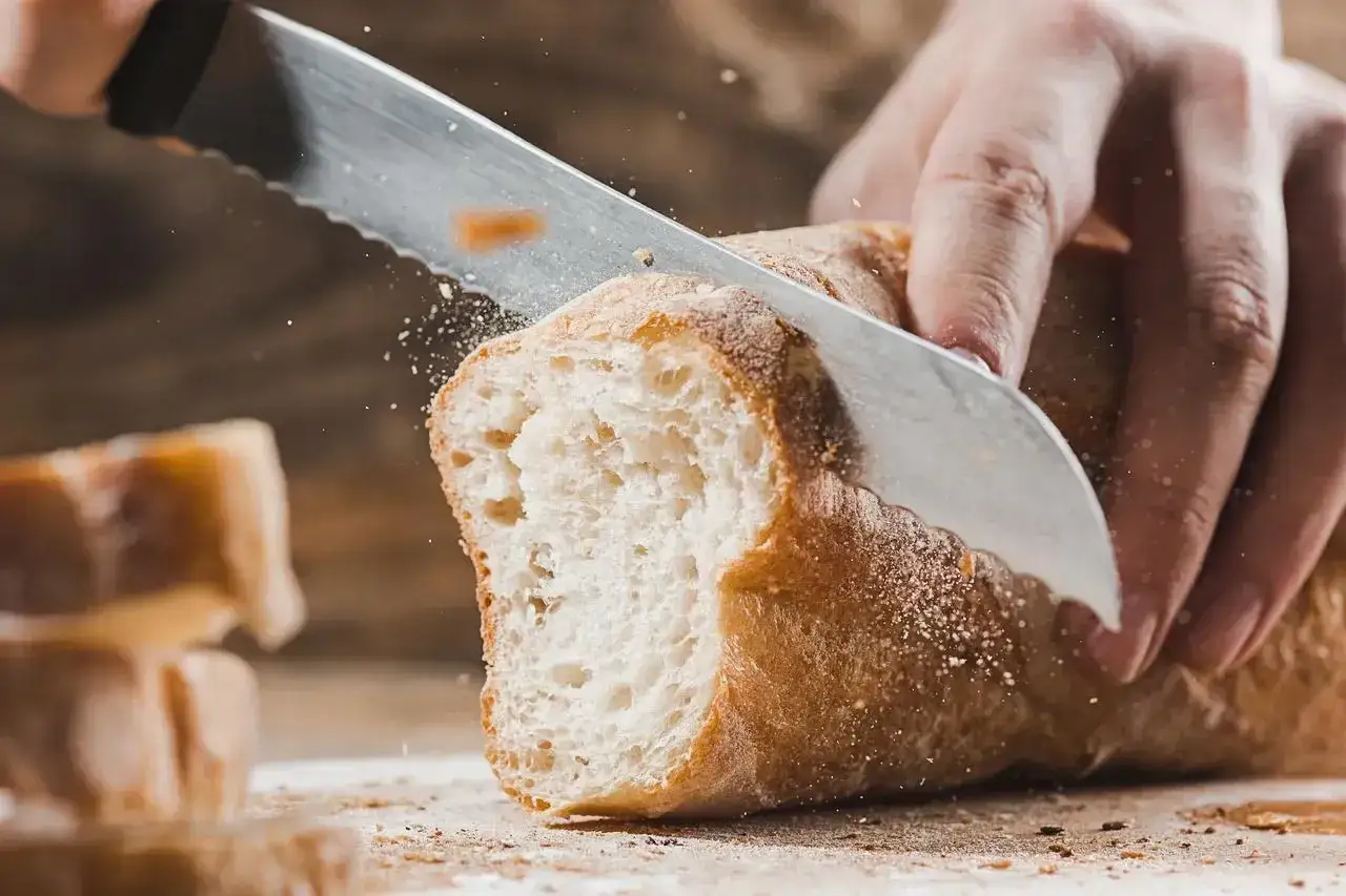 Białe pieczywo kontra pełnoziarniste porównanie